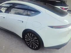 2024 Nio ET5 75kWh EV, белый — фото 5