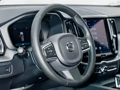 2022 Volvo XC60 4WD Zhiyi Luxury, белый — фото 9