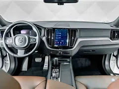 2022 Volvo XC60 4WD Zhiyi Luxury, белый — фото 10