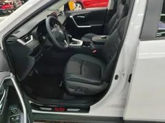 2023 Toyota RAV4 2.0L CVT 2WD 20, белый — фото 9