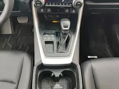 2023 Toyota RAV4 2.0L CVT 2WD 20, белый — фото 16