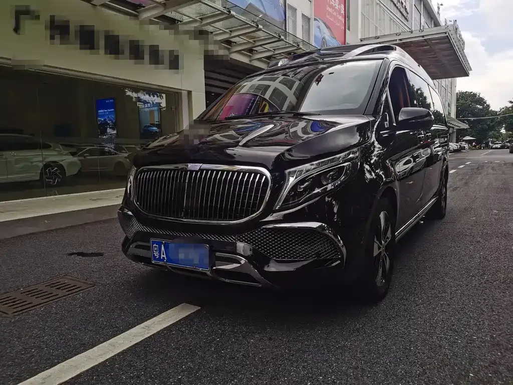 2022 Mercedes-Benz V-Class V 260 L Long Wheelbase Luxury