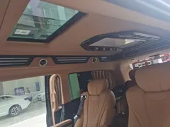 2022 Mercedes-Benz V-Class V 260 L Long Wheelbase Luxury, чёрный — фото 15