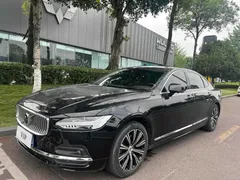 2022 Volvo S90, чёрный — фото 1