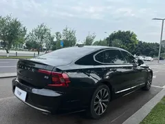 2022 Volvo S90, чёрный — фото 9