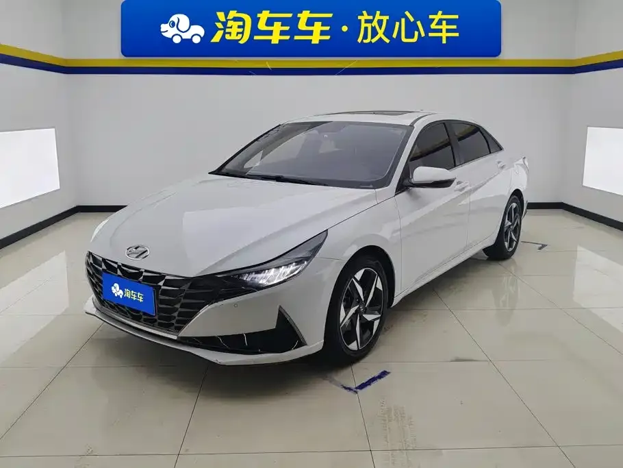 2021 Hyundai Elantra 1.5L CVT LUX Premium
