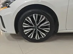 2022 Nissan Teana 2.0L XL-TLS, белый — фото 23