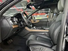 2021 Audi Q7 55 TFSI quattro S line, чёрный — фото 3