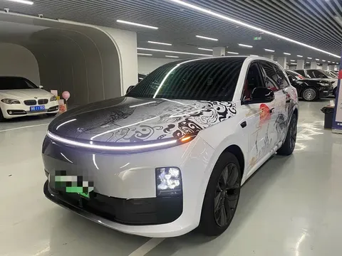 2024 Li Auto L6 Pro