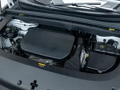 2024 Li Auto L6 Pro, белый — фото 13