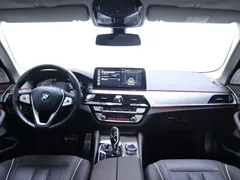 2022 BMW 5 Series 5 530Li, чёрный — фото 13