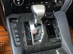 2020 Lexus LM 300h, чёрный — фото 16