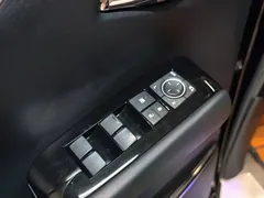 2020 Lexus LM 300h, чёрный — фото 23