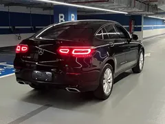 2021 Mercedes-Benz GLC 260 4MATIC SUV, чёрный — фото 10