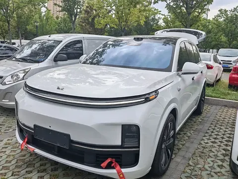 2024 Li Auto L8 Pro