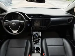 2020 Toyota Corolla 1.8L E-CVT Comfort, белый — фото 8