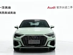 2023 Audi A3L Limousine 35 TFSI, зелёный — фото 2