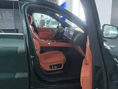 2025 Li Auto L8 Ultra, зелёный — фото 8