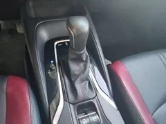 2021 Toyota Corolla TNGA 1.5L CVT GR SPORT, белый — фото 10