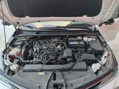 2021 Toyota Corolla TNGA 1.5L CVT GR SPORT, белый — фото 16