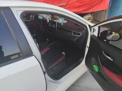 2021 Toyota Corolla TNGA 1.5L CVT GR SPORT, белый — фото 19