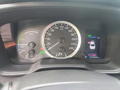 2021 Toyota Levin Hybrid 1.8H E-CVT Sport, белый — фото 14