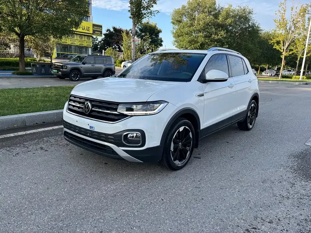 2020 Volkswagen Tacqua 1.5L AT