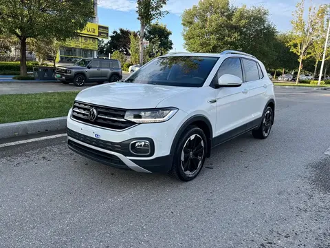 2020 Volkswagen Tacqua 1.5L AT