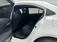 2022 Toyota Levin 185T CVT Luxury, белый — фото 14