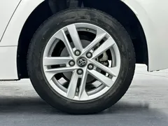 2022 Toyota Levin 185T CVT Luxury, белый — фото 25