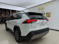 2023 Toyota RAV4 2.0L CVT 2WD Plus, белый — фото 9