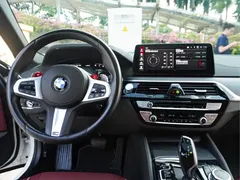2022 BMW 5 Series 5 530Li M, белый — фото 22
