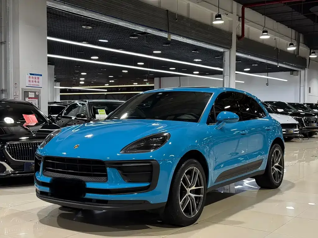 2022 Porsche Macan 2.0T