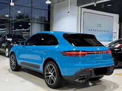 2022 Porsche Macan 2.0T, синий — фото 22
