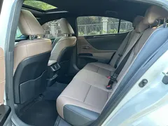 2023 Lexus ES 200, белый — фото 8