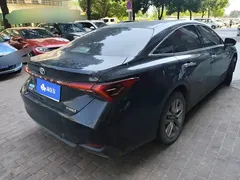 2019 Toyota Avalon Hybrid 2.5L Luxury VI, чёрный — фото 3