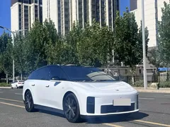 2025 Li Auto i6 4WD, белый — фото 3