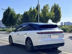 2025 Li Auto i6 4WD, белый — фото 16