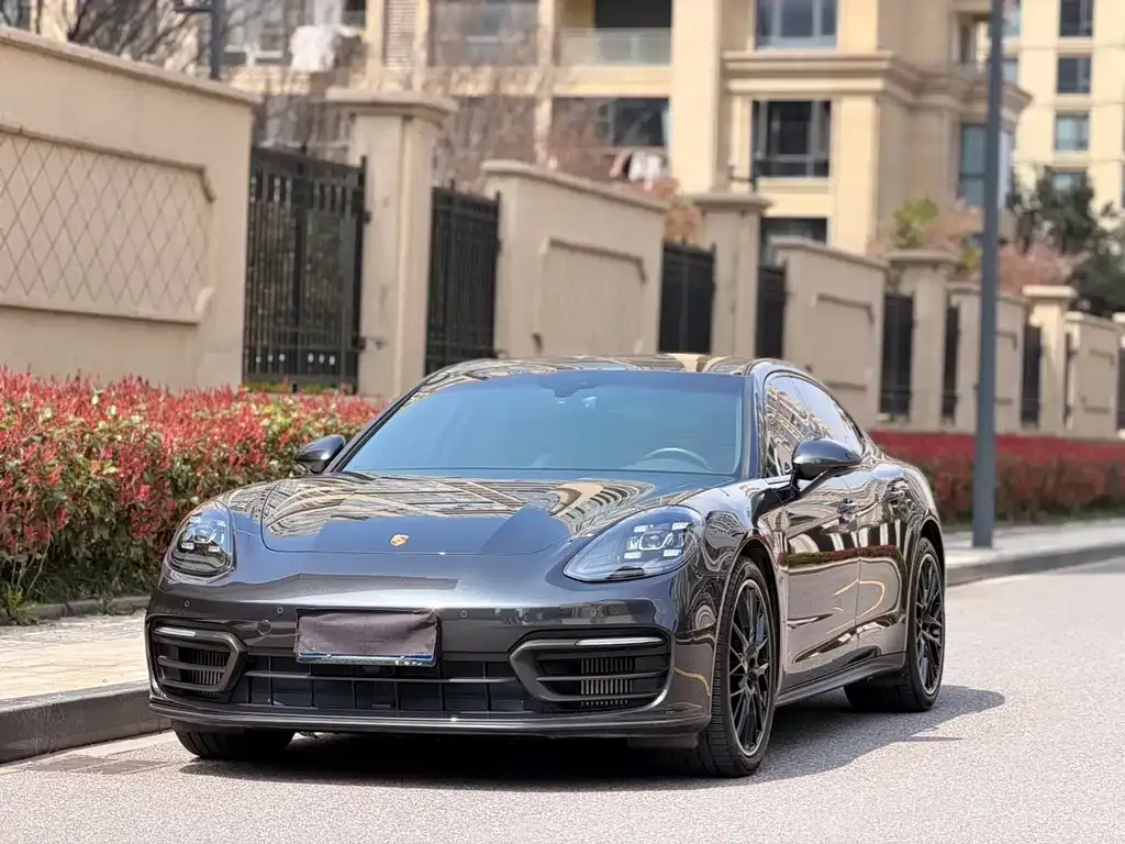 2022 Porsche Panamera 2.9T Platinum