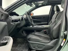 2022 Changan UNI-V 1.5T Premium — фото 4