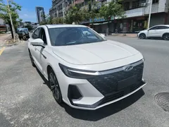 2023 Chery Arrizo 8 1.6T DCT, белый — фото 3