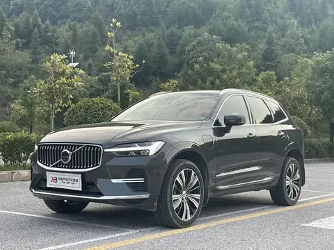 2022 Volvo XC60 T8 PHEV Long Range 4WD Luxury