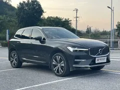 2022 Volvo XC60 T8 PHEV Long Range 4WD Luxury — фото 3