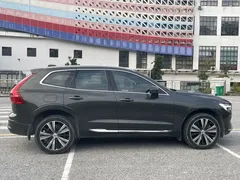 2022 Volvo XC60 T8 PHEV Long Range 4WD Luxury — фото 7