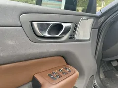 2022 Volvo XC60 T8 PHEV Long Range 4WD Luxury — фото 11