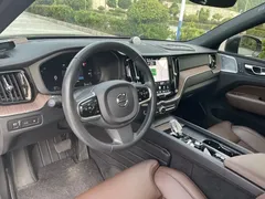 2022 Volvo XC60 T8 PHEV Long Range 4WD Luxury — фото 13