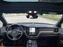 2022 Volvo XC60 T8 PHEV Long Range 4WD Luxury — фото 17