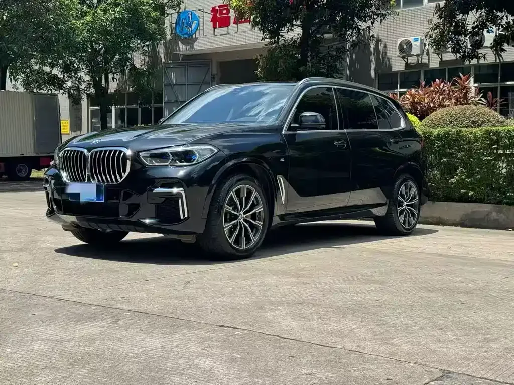 2022 BMW X5 30Li M