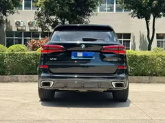 2022 BMW X5 30Li M, чёрный — фото 7