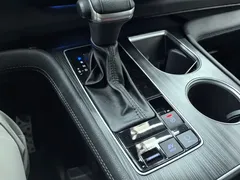 2021 Toyota Sienna 2.5L Hybrid Ultimate, белый — фото 10